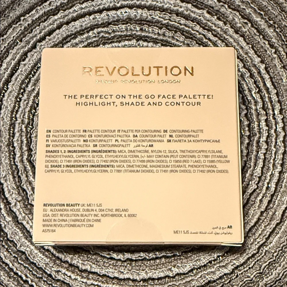 10/$25 Revolution Contour Powder Compact - Medium
